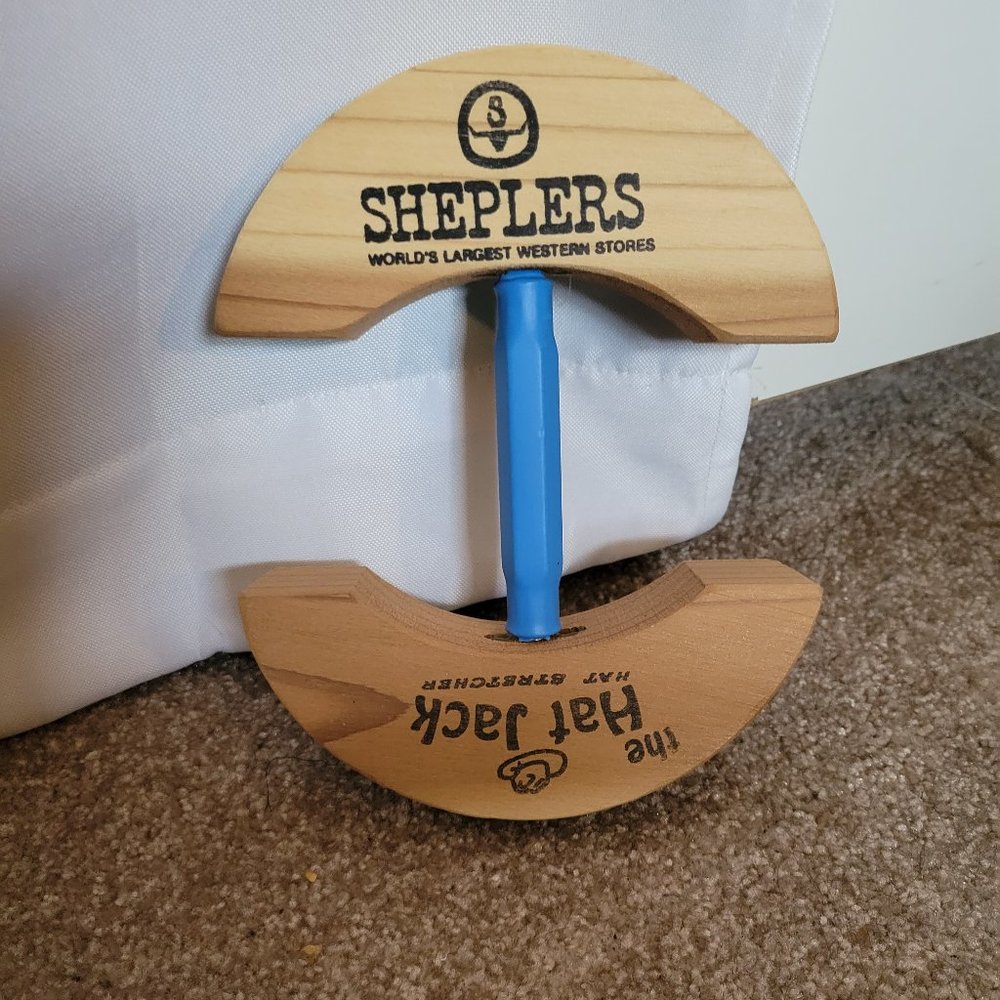 Wooden Hat Jack with Blue Handle